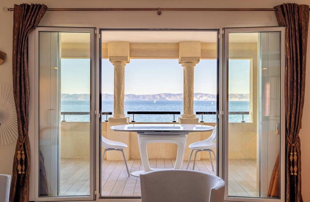 Luxury and sea view, 3 bedrooms, plage des Catalans