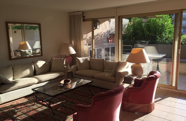 luxury apartment in Saint-Tropez