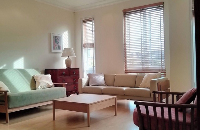 Luxury Apartment in London with Free Underground Parking