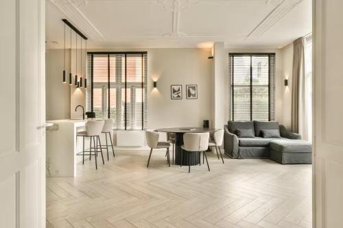 Luxury apartments in the city center - Amsterdam