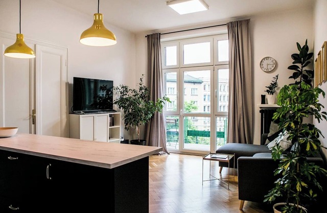 Luxury Apartment only 10 minutes walk to the Old Town