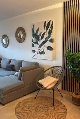 Luxury apartment with amazing view and free golf