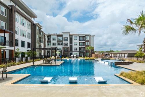 Luxury Apartments Near Airport