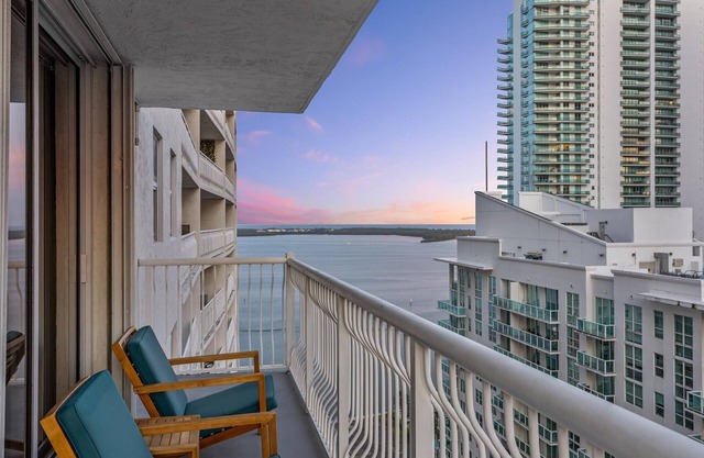 Luxury Bayview Condo in Brickell – Sleeps 6–8