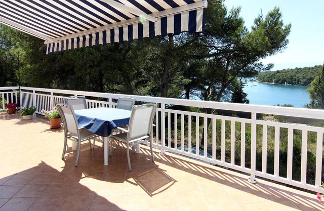 Luxury Beach Villa Amphora