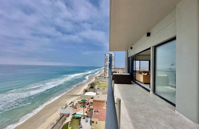 Luxury Beachfront Condo 3BR 3BA with stunning views