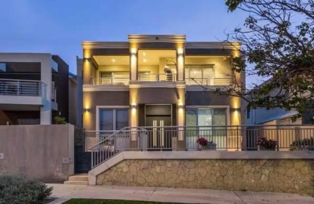 Luxury Beachside Residence