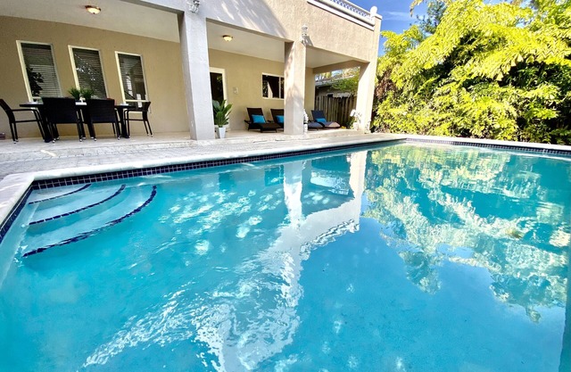 Luxury Beachwalk Villa