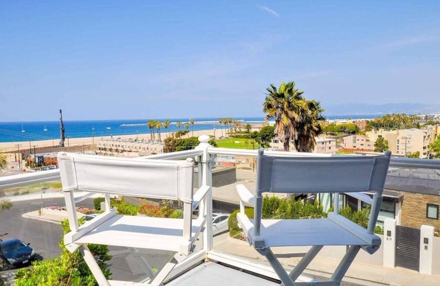 Luxury Cape Cod Retreat – Ocean Views, Walk to Beach, Expansive Deck & Spa!