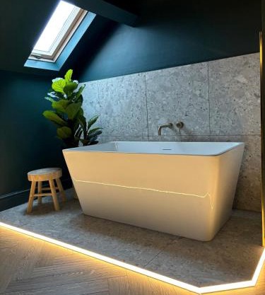 Luxury Center Neath Stay