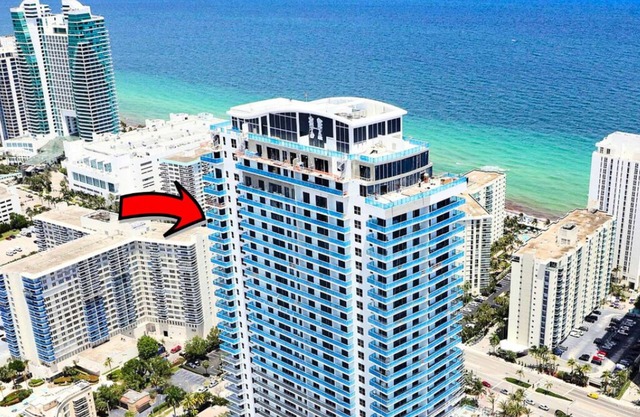 Luxury Condo w/JACUZZI & AMENITIES