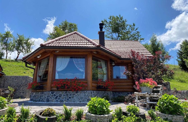 Luxury Cottage with wellness area in Kupjak