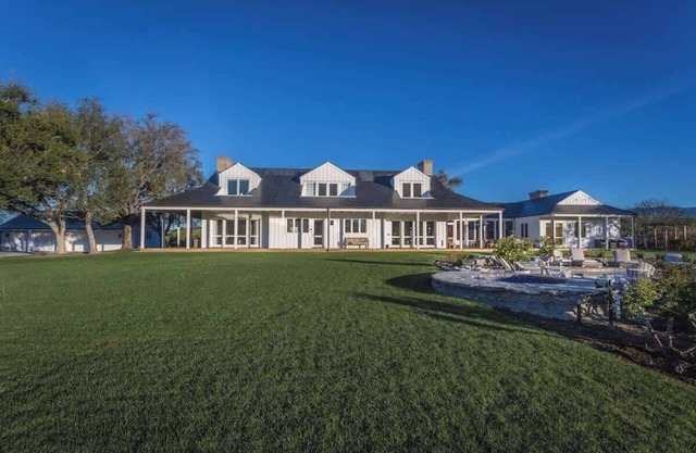 Luxury Farm Stay & Cottages!