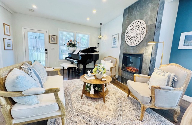 Luxury French Coastal w/Grand Piano