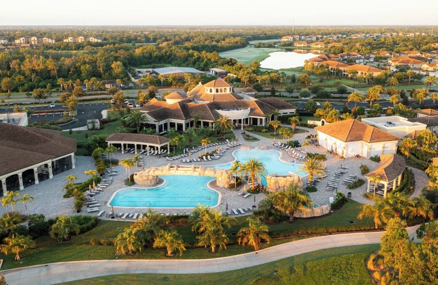 Luxury Golf Oasis in Lakewood Ranch, FL