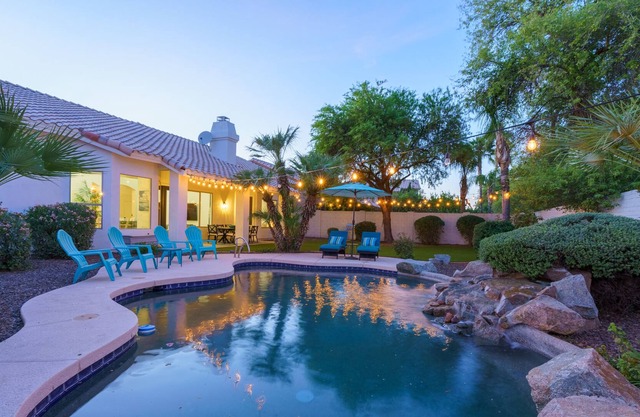 Luxury Home! Heated Pool! Minutes from Mayo Clinic