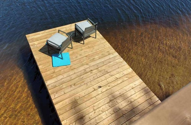 LUXURY HOUSE ON MUSKOKA RIVER IN BRACEBRIDGE
