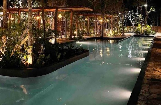 Luxury House with 2 pools , 3 BDS,jungle style Tulum