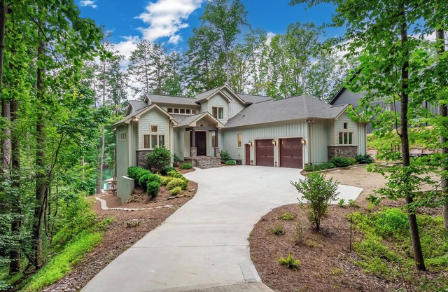 Luxury Lakefront Home on Beautiful Lake Keowee - Private Dock Hot Tub & Fire Pit