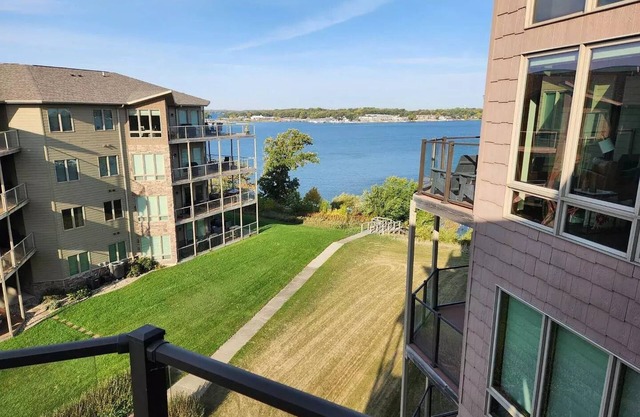 Luxury Lakeside Bridges Bay Condo