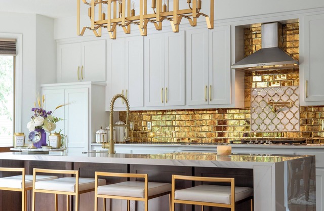 Luxury Living - Spacious & Deluxe Home