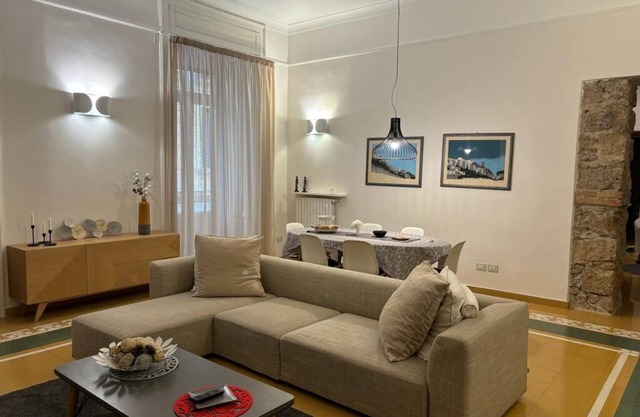 Luxury Manfredi Apartment Salerno