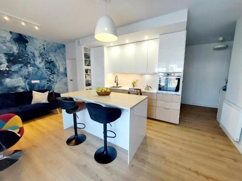 Luxury modern new apartment with garden close to Wroclaw self check-in 24h