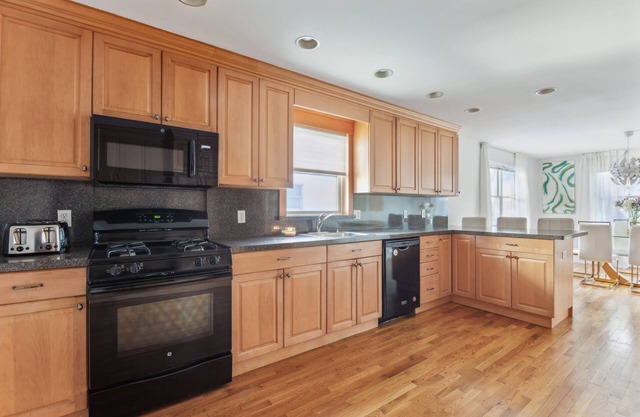 Luxury NY Home with Free Parking