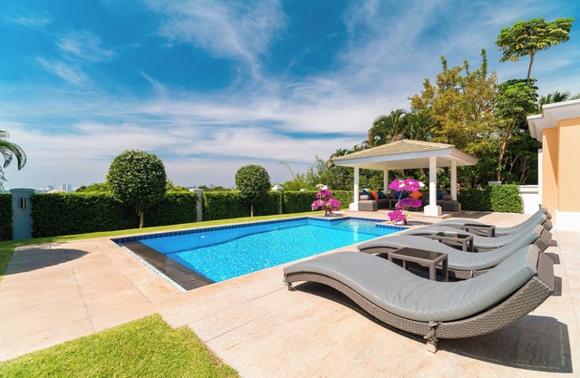 Luxury Pool Villa 604/4BR/10 Persons/BBQ