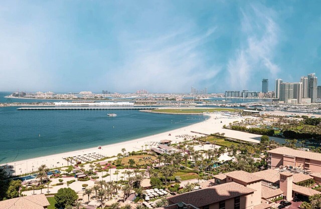Luxury Sea View Beachfront 3 Bedroom Apt, JBR
