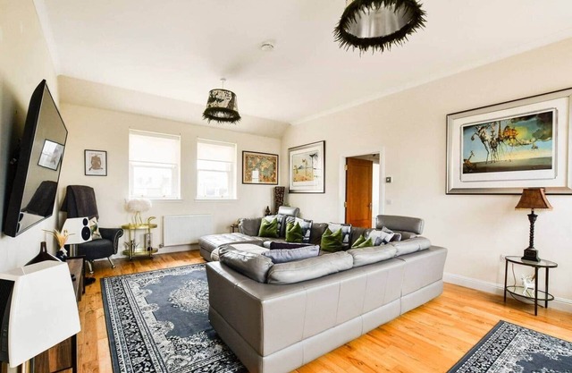 Luxury Seaview Gated Penthouse- Near Edinburgh.