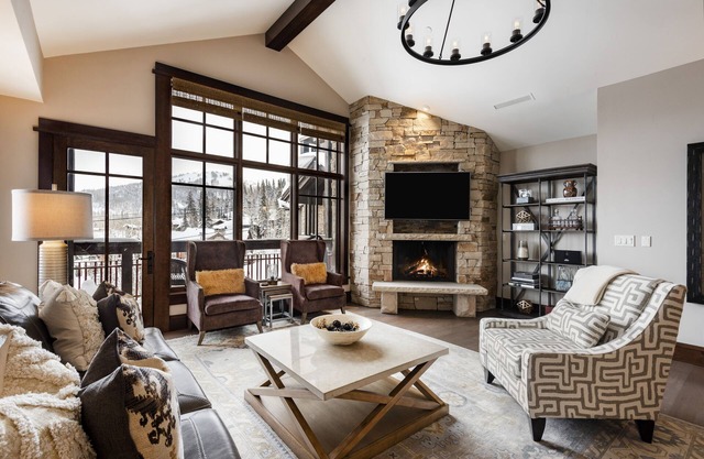 Luxury Ski-In, Ski-Out Arrowleaf Penthouse With Panoramic Views