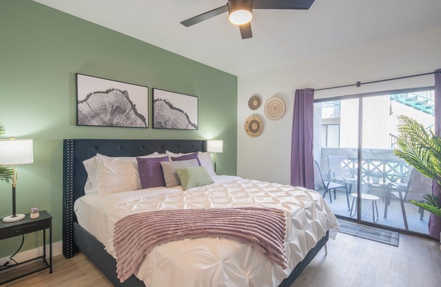 Luxury Stay | Kierland Views | Walk to Shops