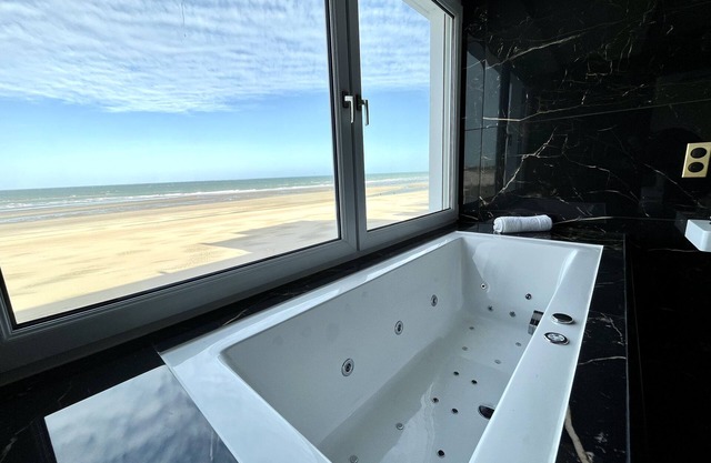 Luxury suite: sea view and Jacuzzi - MALO'Cation