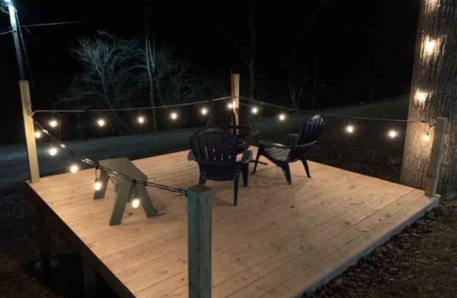 Luxury Tiny Cabin “Sly Fox"