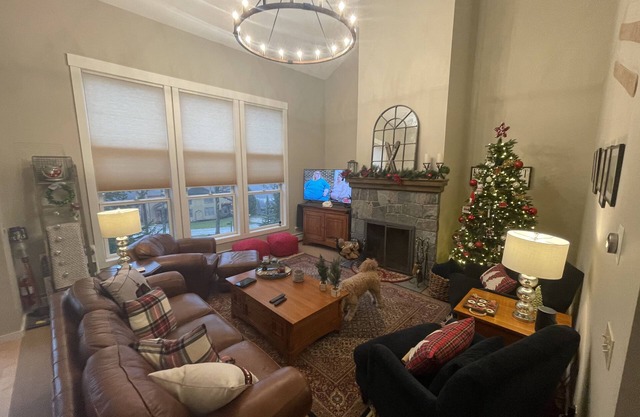 Luxury Topridge Ski in/out 3 story townhouse with direct access to SunDog Trail