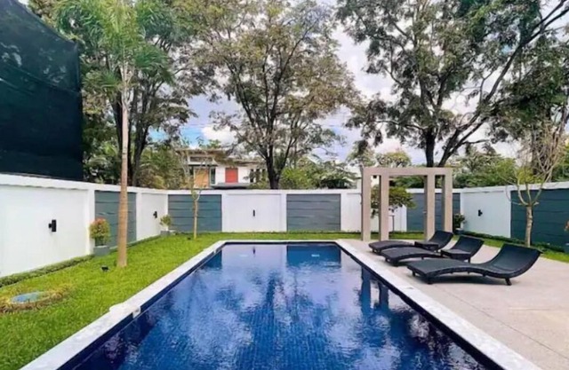 Luxury Villa in Green Community