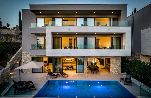 Luxury Villa Maris with infinity pool