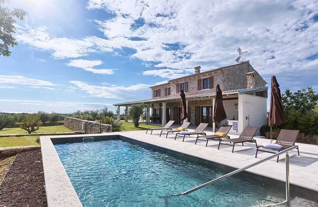 Luxury villa with a sauna, home cinema and a gym