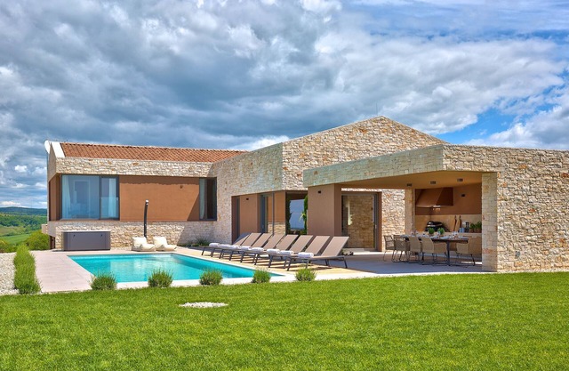 Luxury villa with pool and panoramic views - the perfect vacation in the heart of Istria