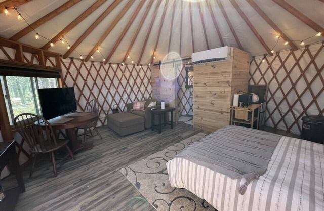 Luxury Yurt in Mineral Wells