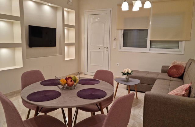 Ma Maison Rose - Apartment in Rhodes at Kremasti village, near the airport