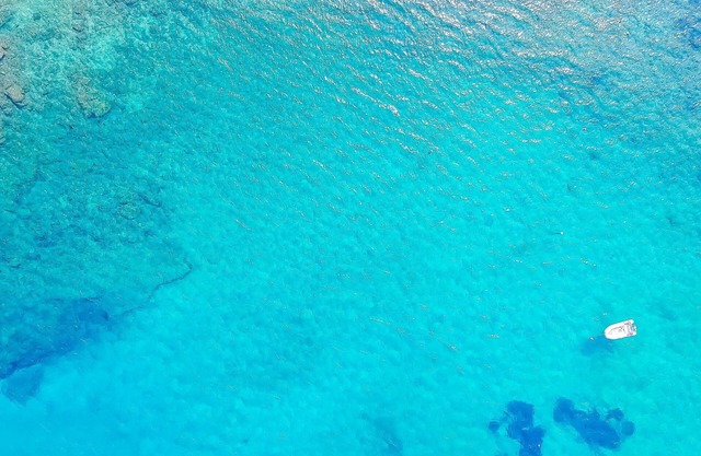 Maganos DekaEnnea:Mykonos Apartment, close to the sea, breakfast included, shared pool