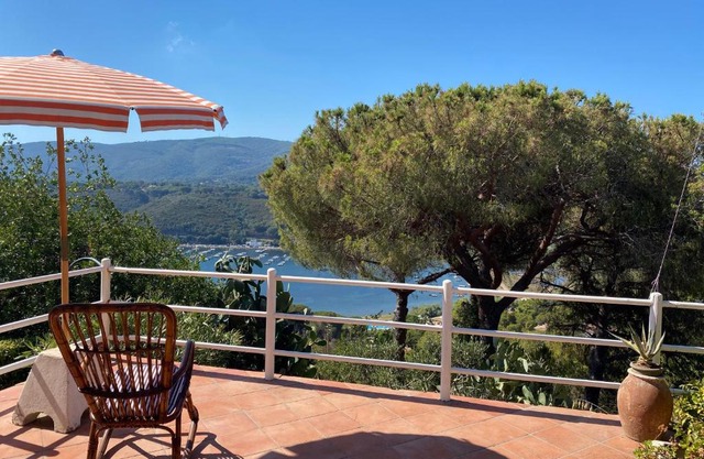 Magiolo Holiday House