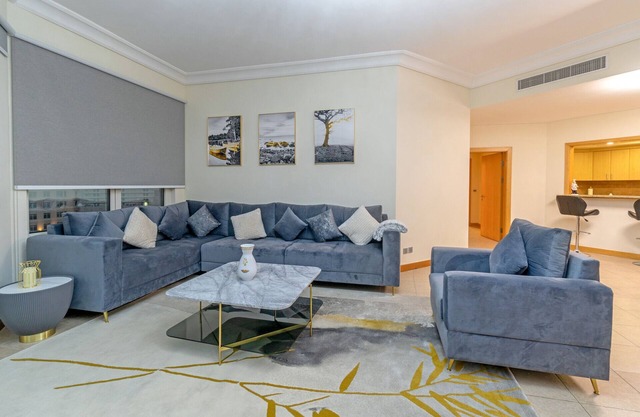 Magnificent 3 Bedroom Apartment in the Palm Jumeirah