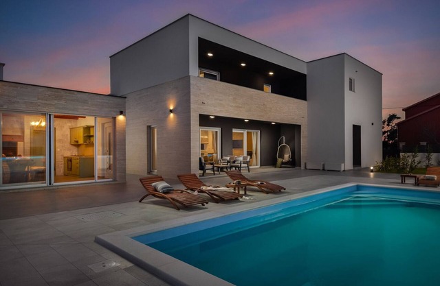 Magnificent Luxury Villa Dominic