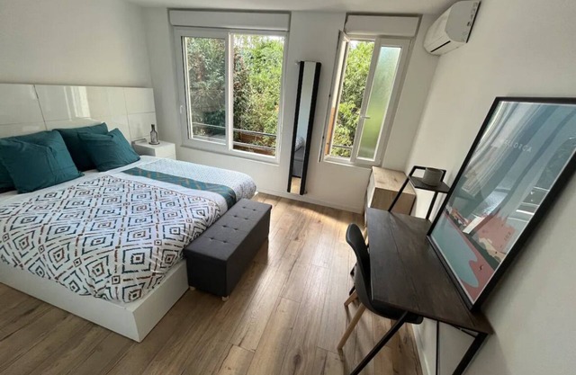 Magnifique Maison C - 5min Metro & Paris - 15 min Parc Expo - Jardin Privé