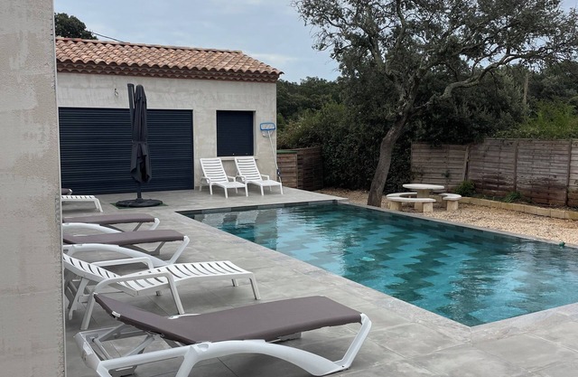 Magnifique Villa Neuve Avec Piscine à Débordement