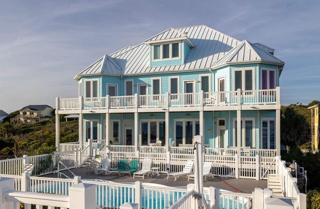 Magnolia Moon, Oceanfront House in Emerald Isle, NC!