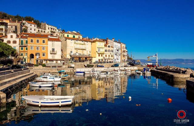 Magnolia Terrace apartment